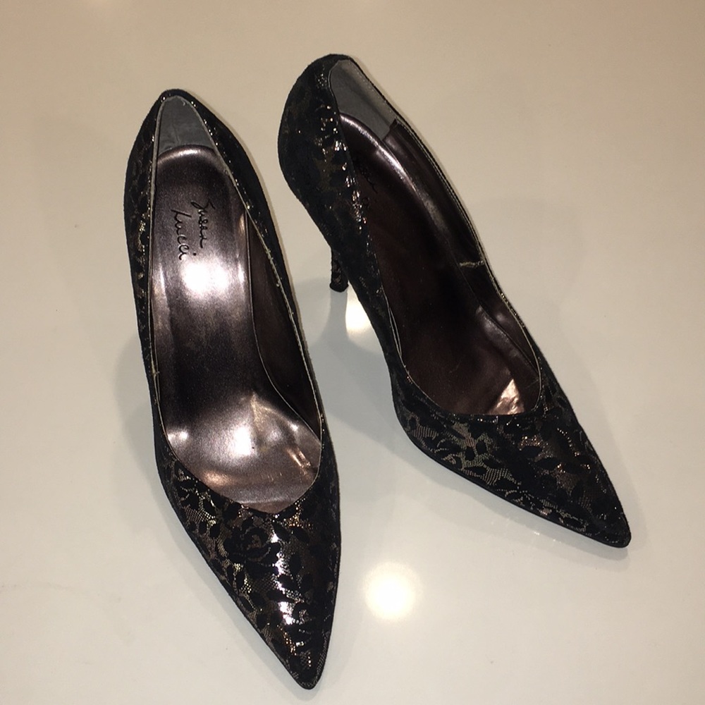 ✅ SOLD Black “Lace” Silver Heel 10M